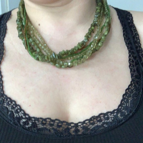 🥰Handmade Green Necklace - Picture 6 of 6
